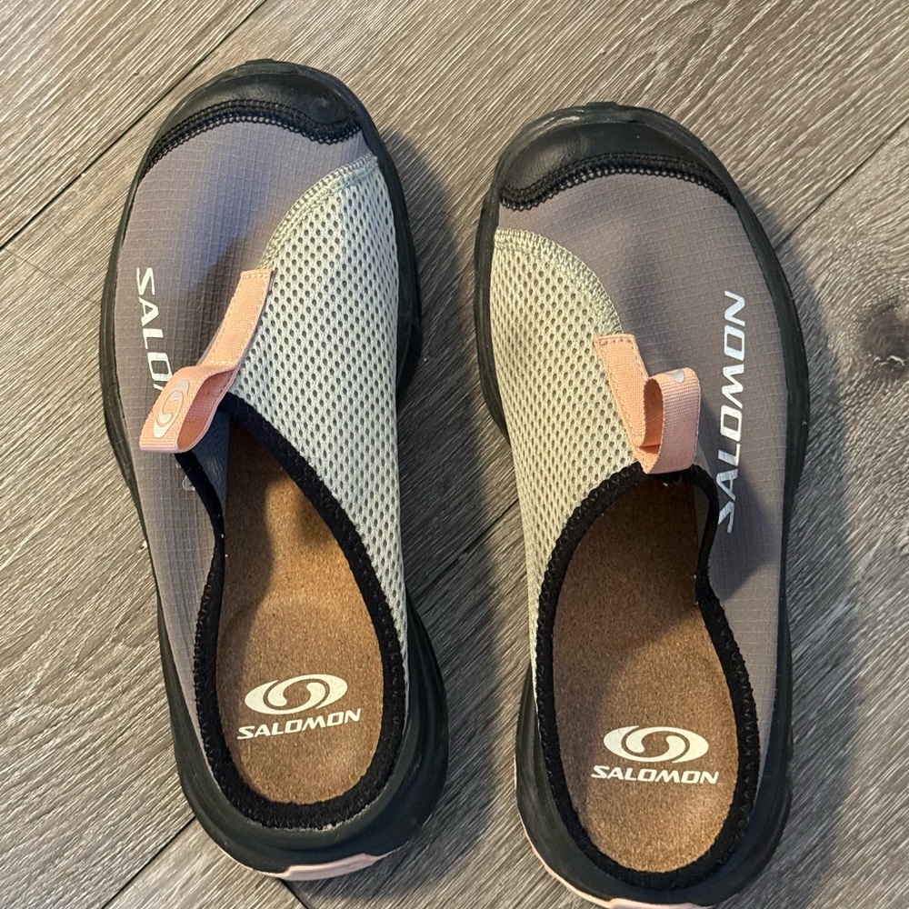 Salomon Women's Gray and Black Athletic Slip-Ons